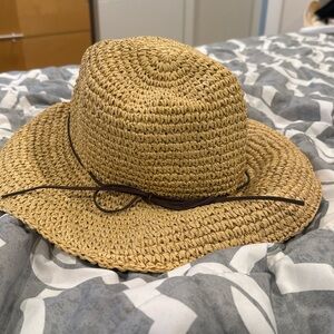 14th and Union Strawhat